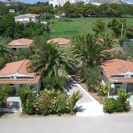 Pellegrino Village Kompleks wypoczynkowy 3*