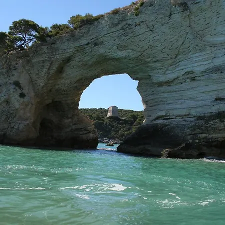 Pellegrino Village Kompleks wypoczynkowy 3*